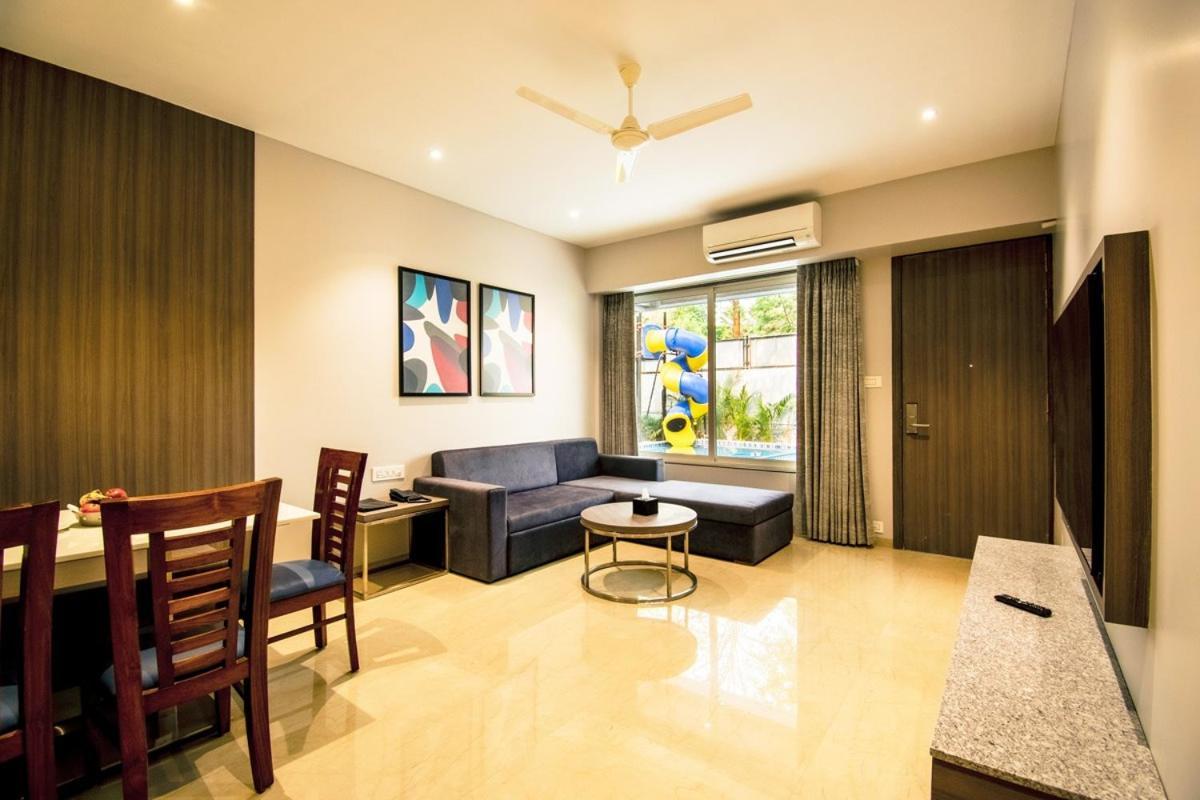 Meritas Aura Resort Lonavala Bagian luar foto
