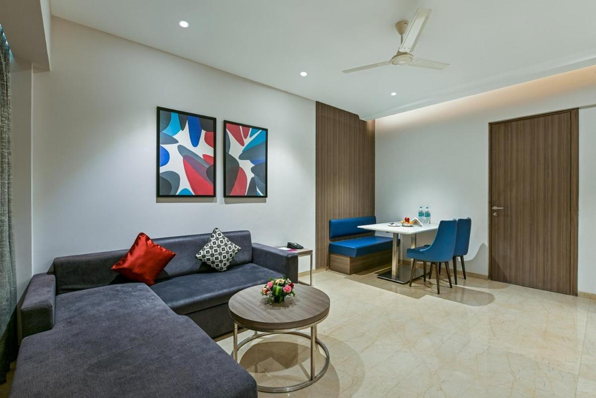 Meritas Aura Resort Lonavala Bagian luar foto