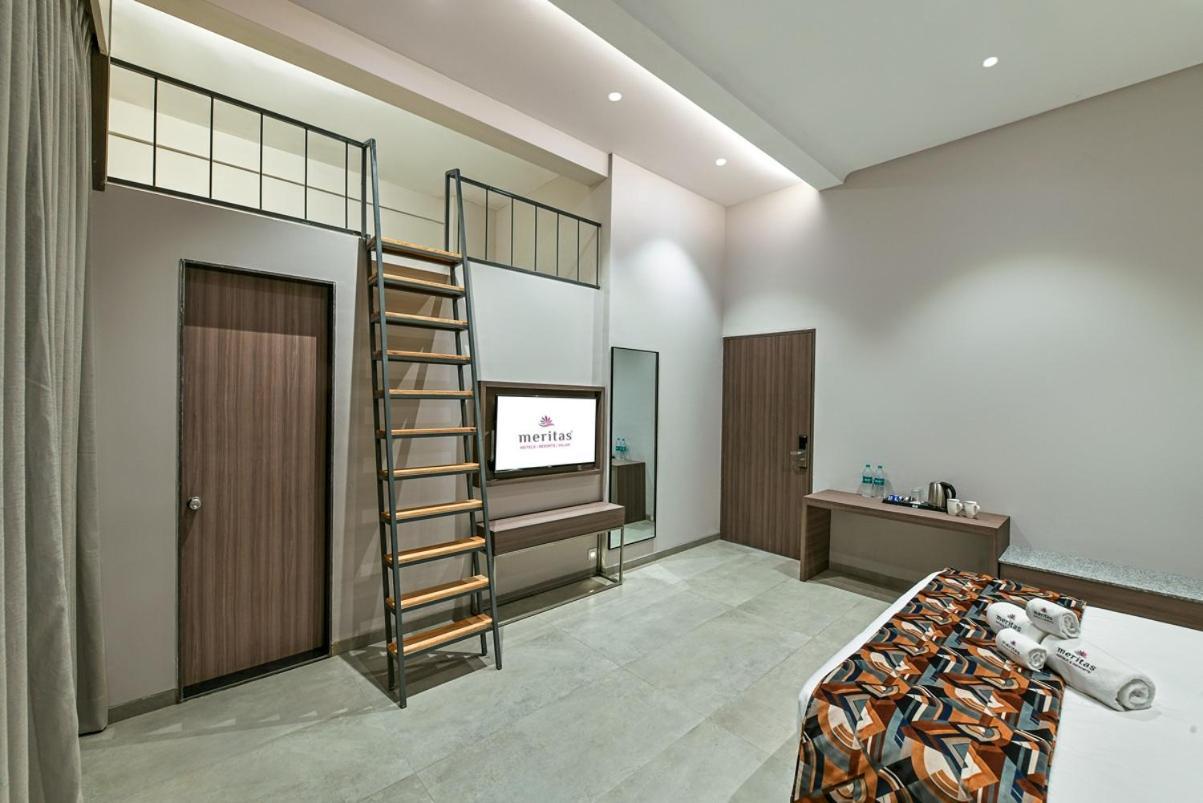 Meritas Aura Resort Lonavala Bagian luar foto