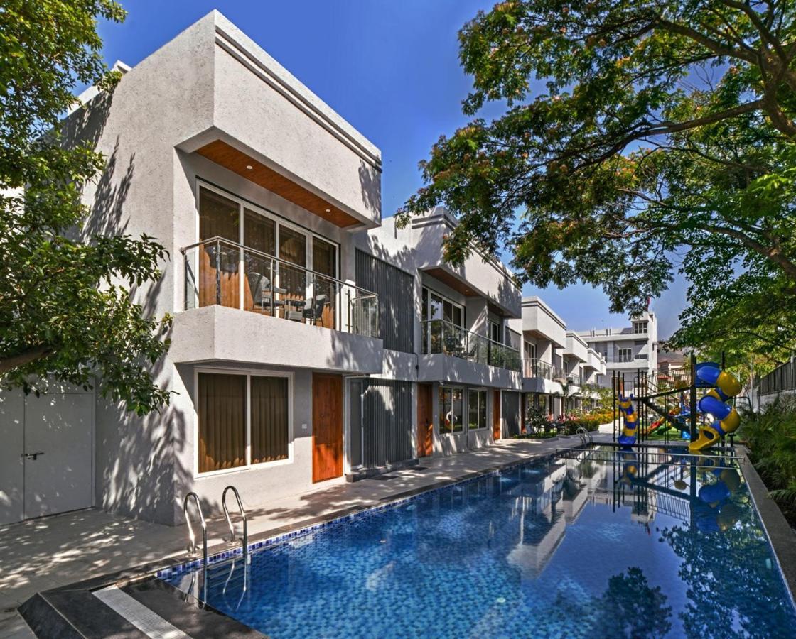 Meritas Aura Resort Lonavala Bagian luar foto